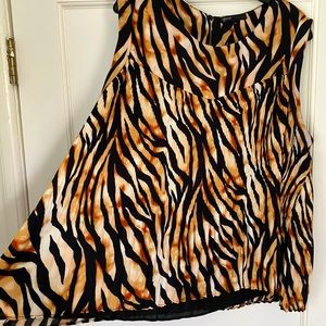 Animal print sleeveless top with pleats